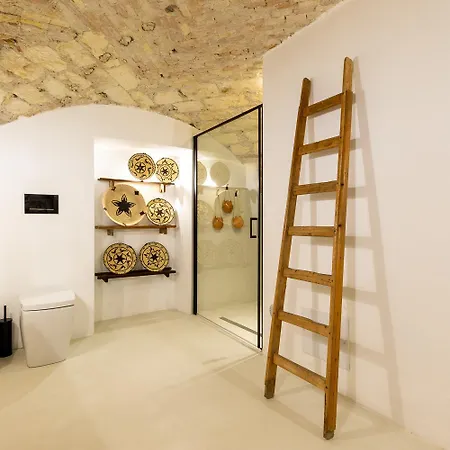 Crobi Museum And * Cagliari